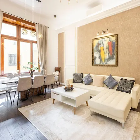 Classy Quentin Dream Home In The Heart Of Budapešť Exteriér fotografie
